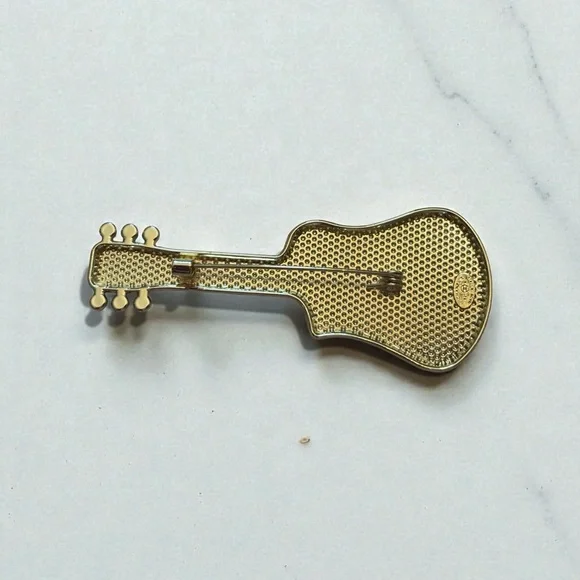 Chanel guitars brooches made with zipper pulls! You pick gold or black - Picture 2 of 4